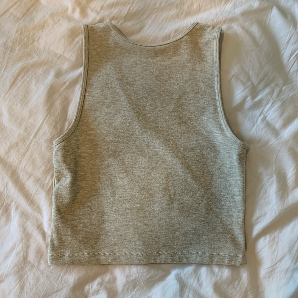 Abercrombie & Fitch Beige V-Neck Crop Tank - Picture 2 of 2